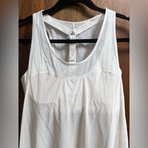 Lululemon Light N Breezy Tank Built in Bra Activewear Yoga Run Gym Workout - Picture 9 of 15